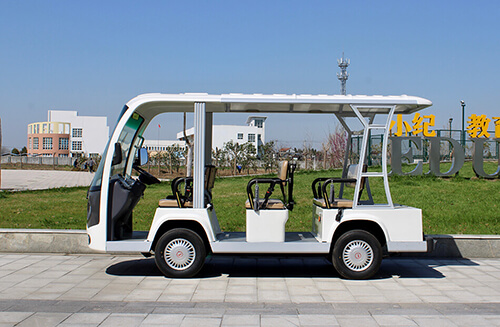 封閉式電動<a href=//mateely.cn/tags/guanguangche/ target=_blank class=infotextkey>觀光車</a>