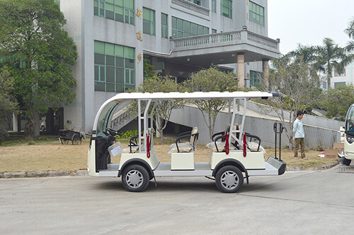 電動<a href=//mateely.cn/tags/guanguangche/ target=_blank class=infotextkey>觀光車</a>租賃多少錢一月